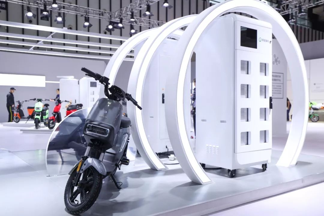 最新電動(dòng)車，革新傳統(tǒng)，引領(lǐng)未來出行方式